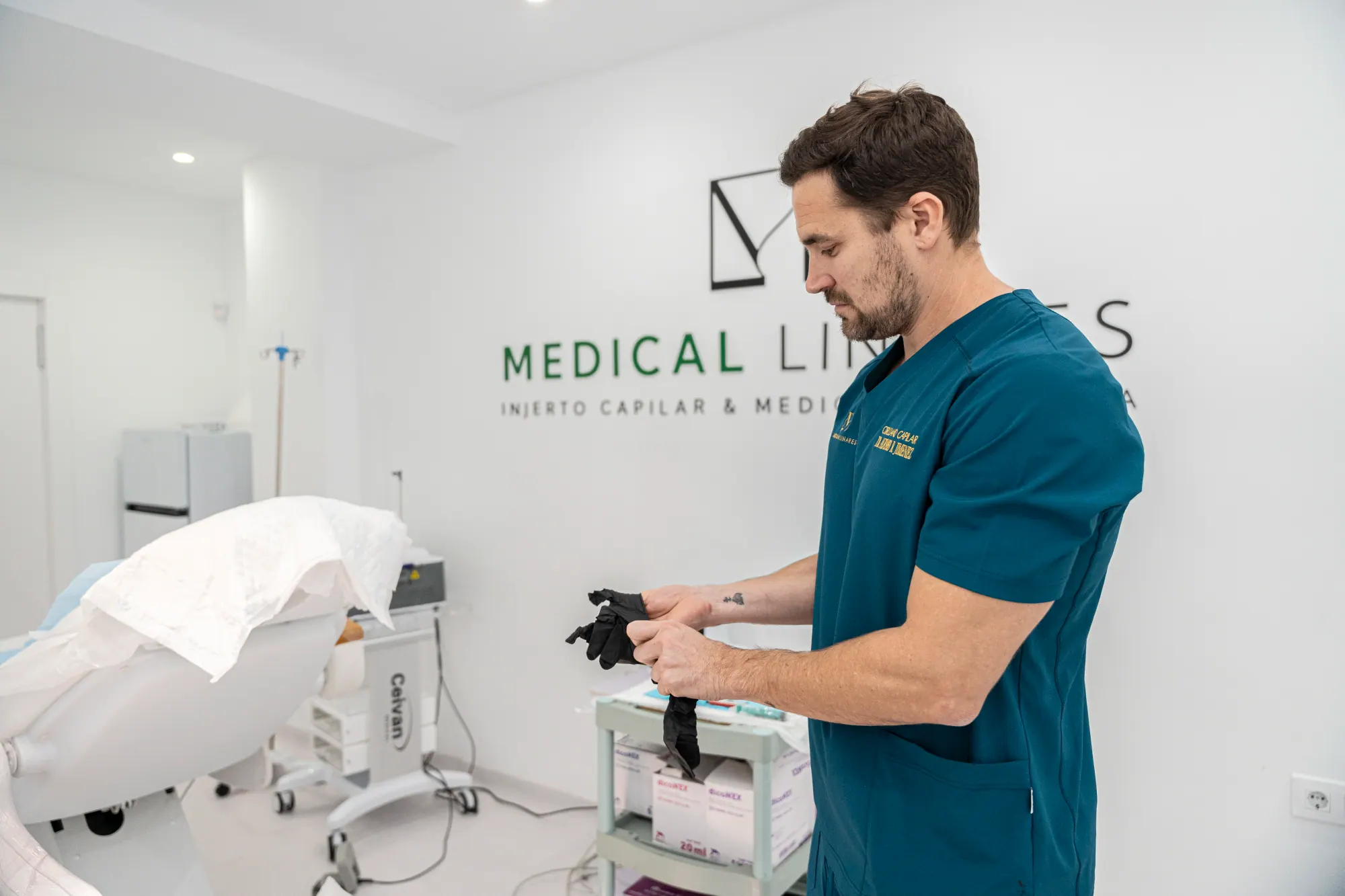 Blefaroplastia en Medical Linares