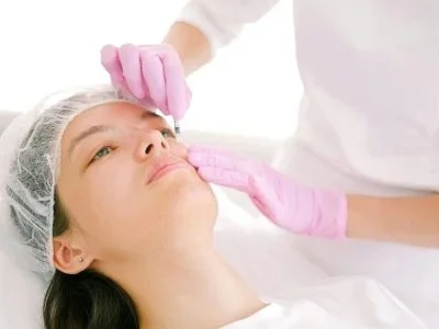 Hidratación y volumen facial — Medical Linares